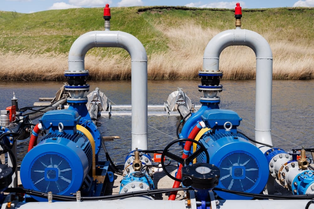 The Benefits of Using Transfer Pumps for Solving Water Issues